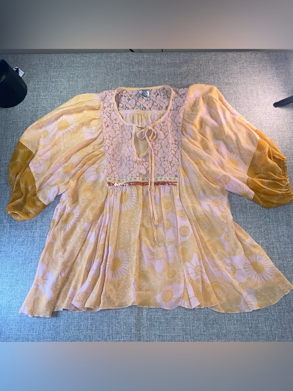 ivy jane Yellow and Pink Floral Lace-Trim Tunic Top